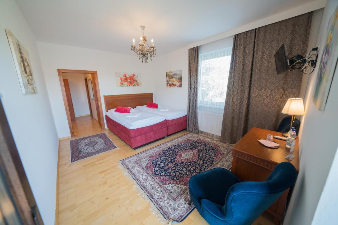 Aurelius Pension Баден Екстериор снимка